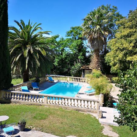 Le Mas Des Agapes Beaucaire  Luaran gambar